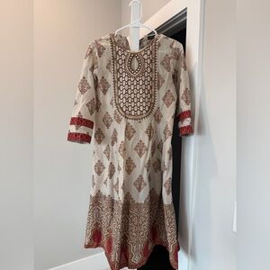 Limelight 3 piece Pakistani outfit